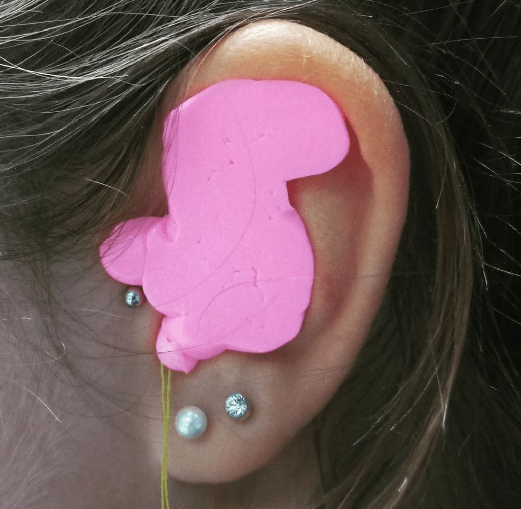 Ear molding for customized hearing protection